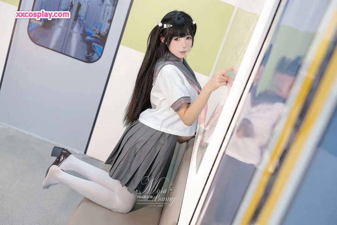Yiko Rabbit: Cô Gái Moe Tàu Điện | xxcosplay